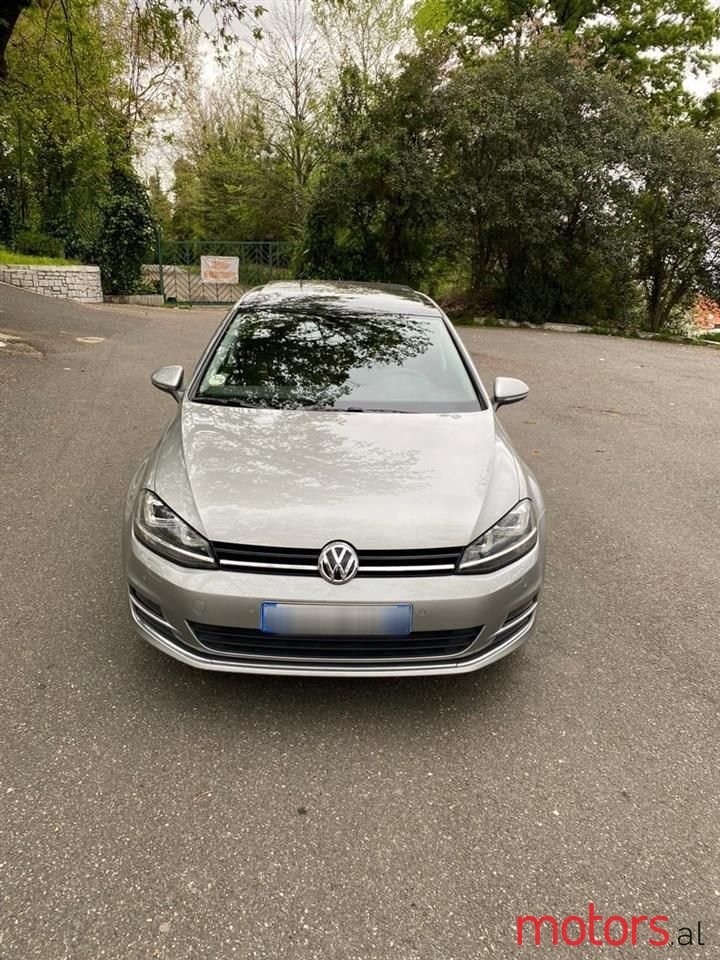 2014' Volkswagen Golf photo #5