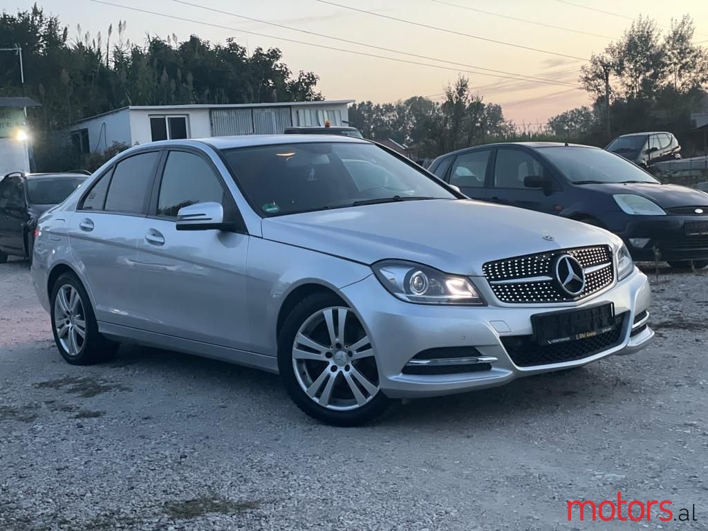 2012' Mercedes-Benz C 220 photo #1