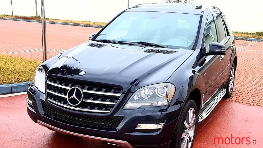 2011' Mercedes-Benz ML 350 photo #1
