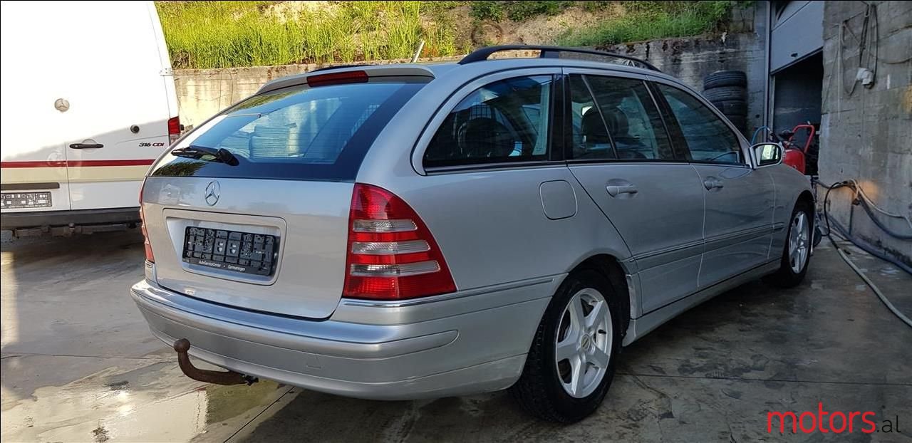 2005' Mercedes-Benz C 220 photo #4