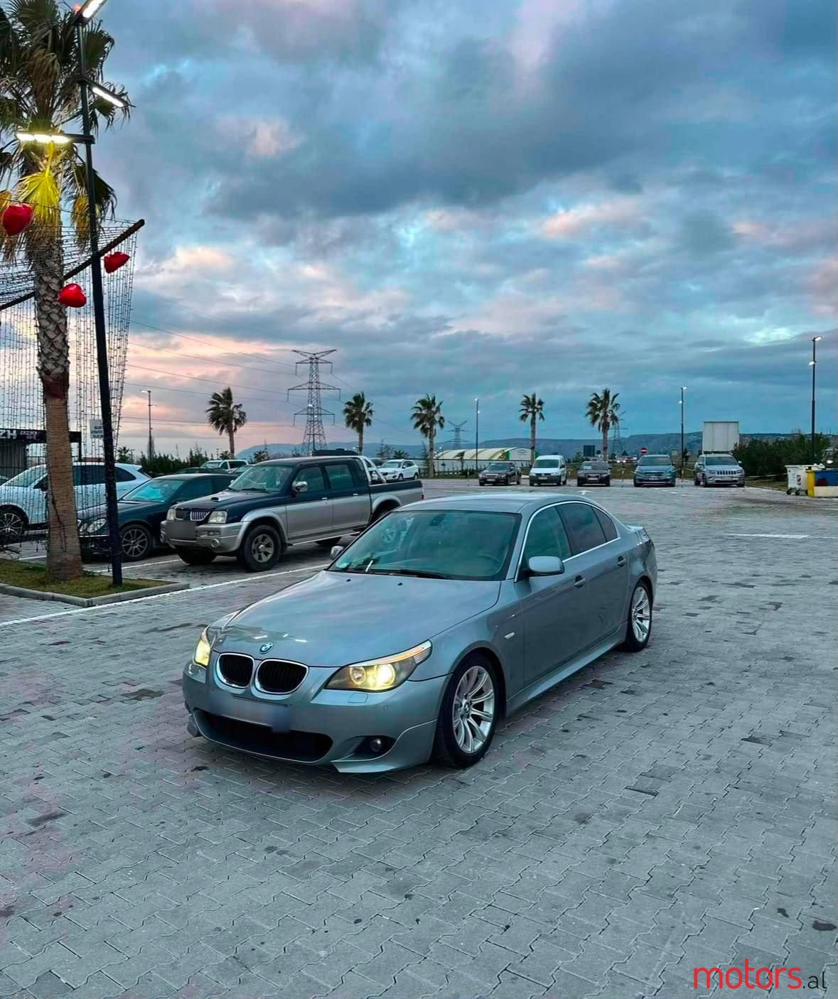 2005' BMW 530 photo #1