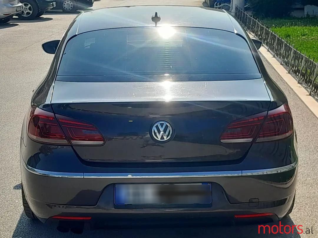 2014' Volkswagen Passat photo #4