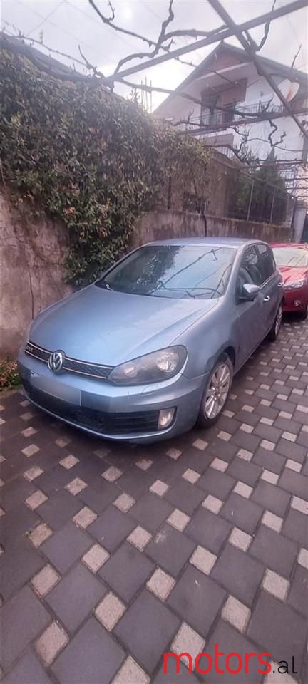 2009' Volkswagen Golf photo #1