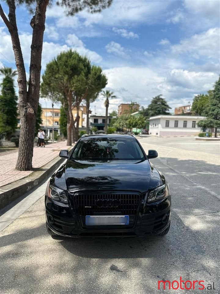 2011' Audi Q5 photo #2