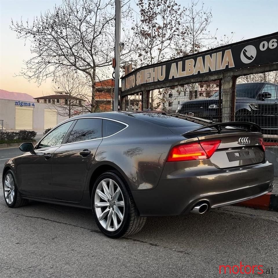 2013' Audi A7 photo #2