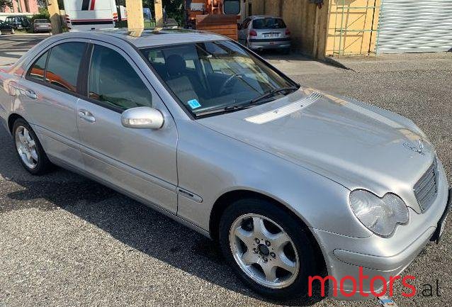 2001' Mercedes-Benz C-Class photo #3
