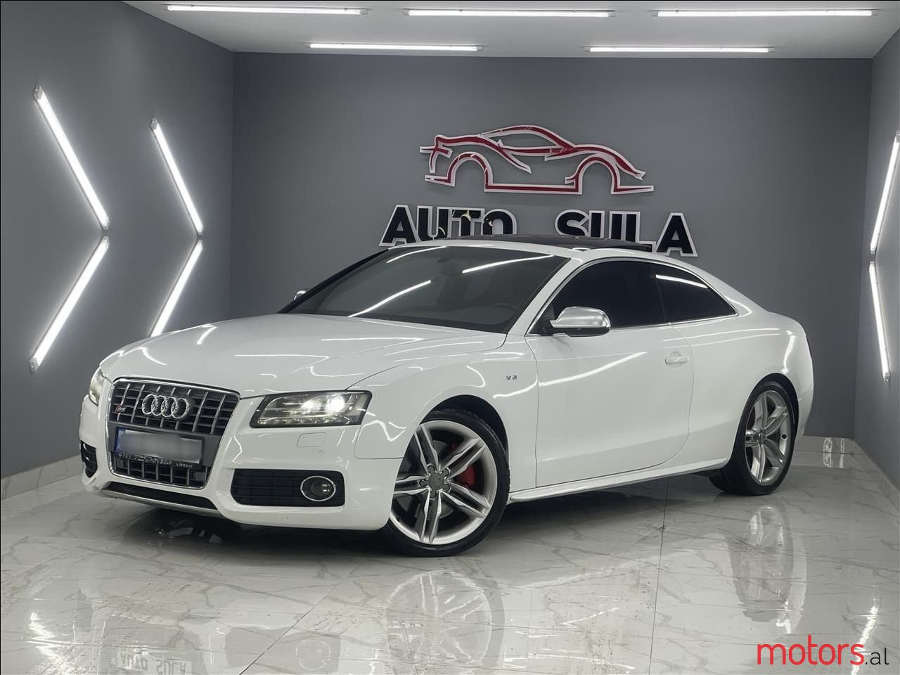 2010' Audi S5 photo #3