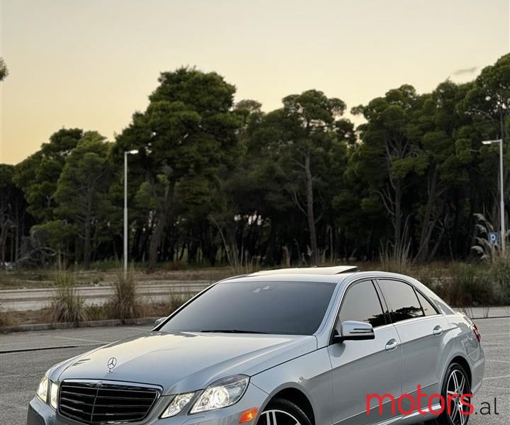 2010' Mercedes-Benz E 55 AMG photo #1