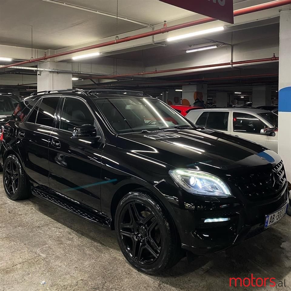 2012' Mercedes-Benz ML 350 photo #1