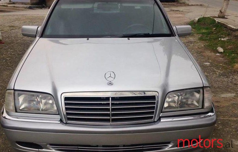 2000' Mercedes-Benz C 220 photo #1