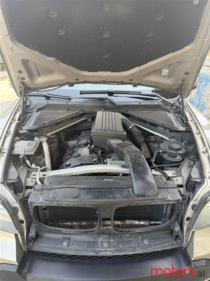 2010' BMW X5 photo #3