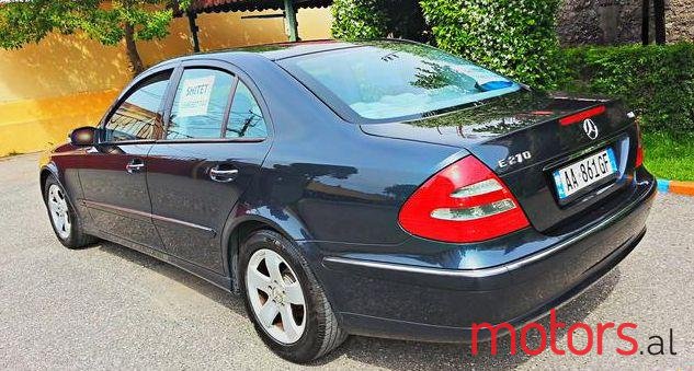 2003' Mercedes-Benz E-Class photo #2