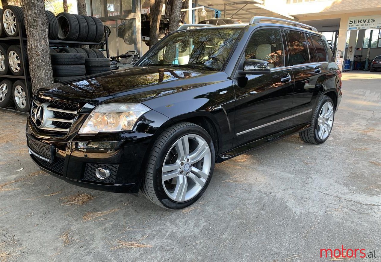 2009' Mercedes-Benz GLK 220 photo #1