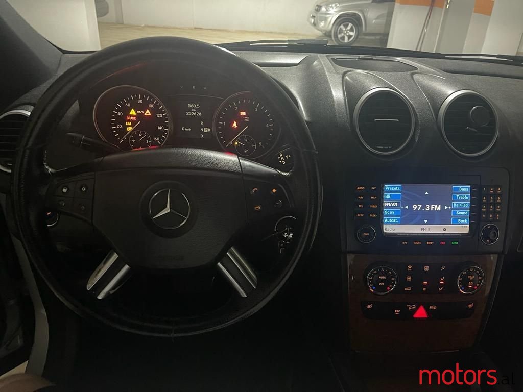 2009' Mercedes-Benz ML 320 photo #2