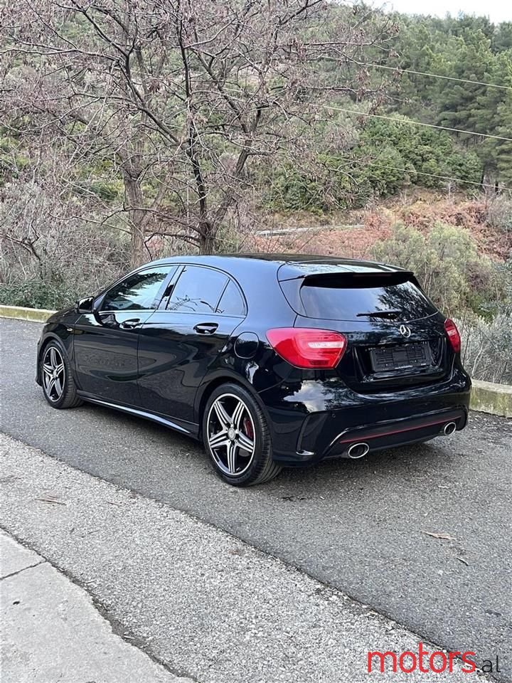 2014' Mercedes-Benz A 250 photo #2