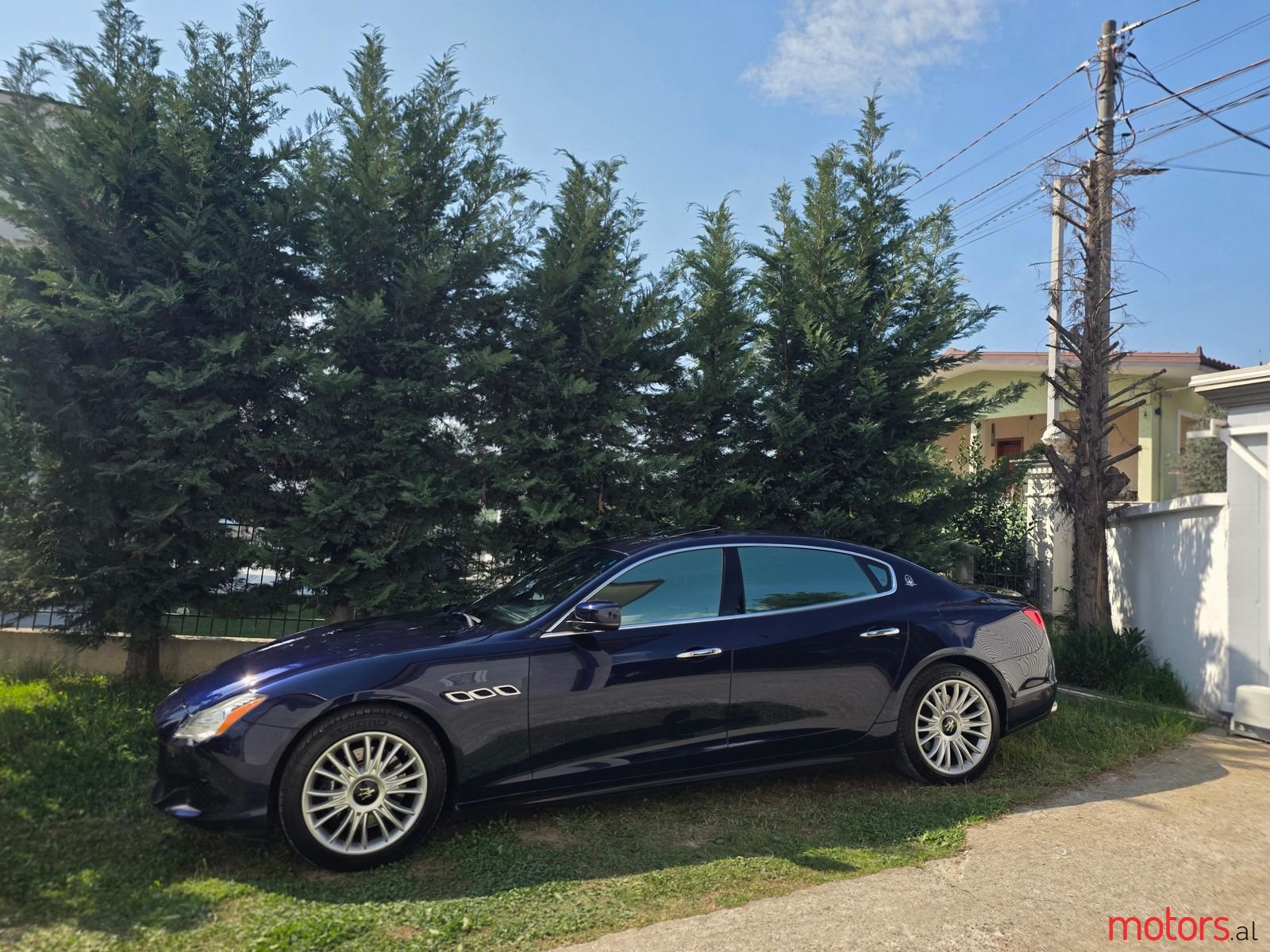2015' Maserati Quattroporte photo #2