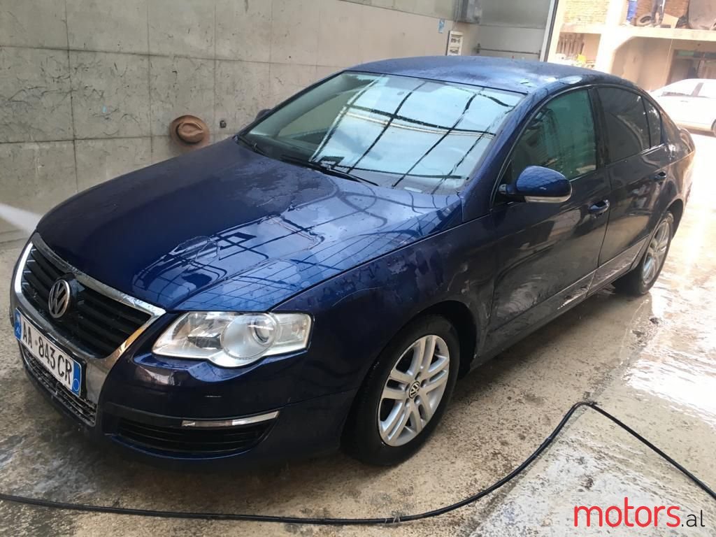 2006' Volkswagen Passat photo #1