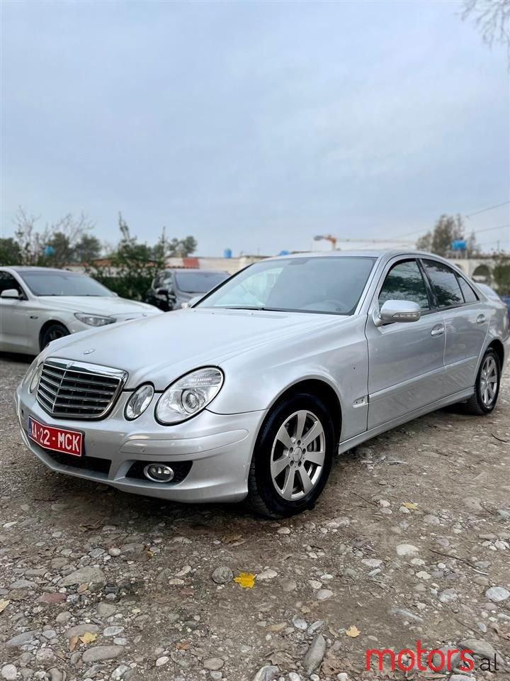 2008' Mercedes-Benz E 220 photo #6