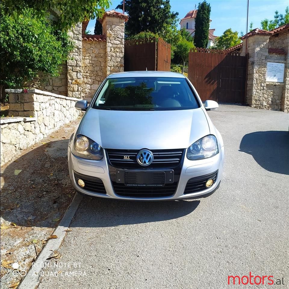 2008' Volkswagen Golf photo #6