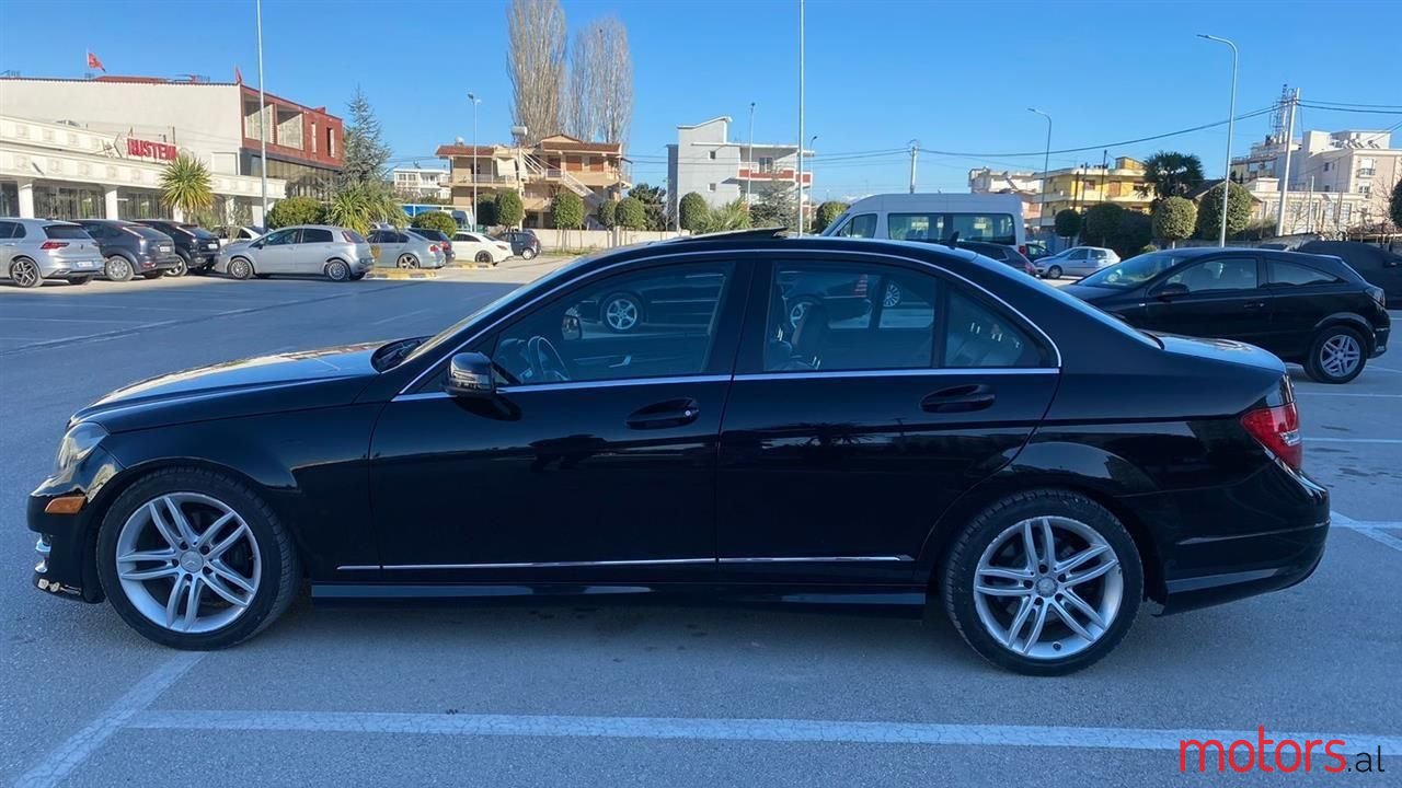 2012' Mercedes-Benz 240 photo #6