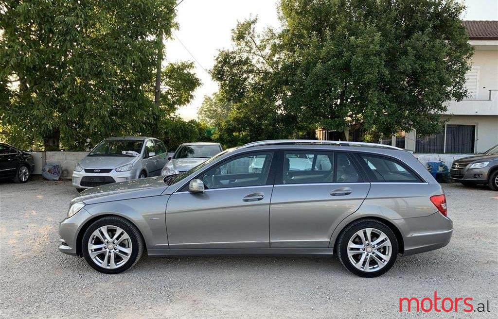 2012' Mercedes-Benz C 220 photo #1