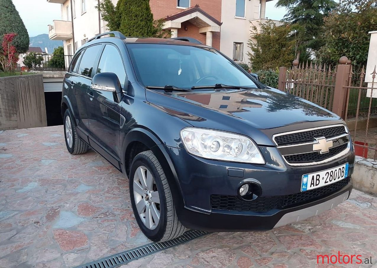 2007' Chevrolet Captiva photo #1