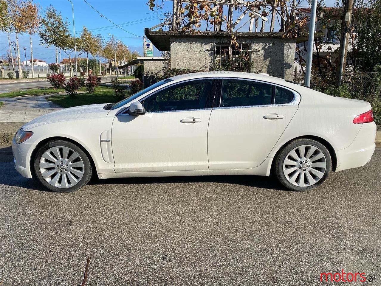 2008' Jaguar XF photo #6