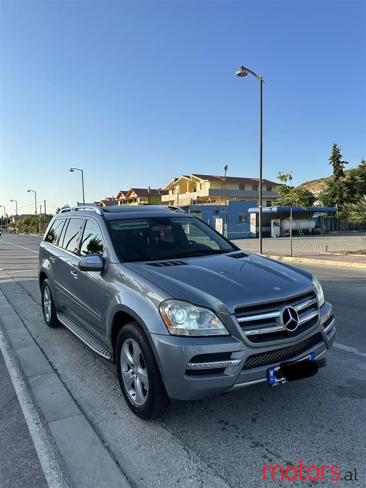 2011' Mercedes-Benz GL 350 photo #1