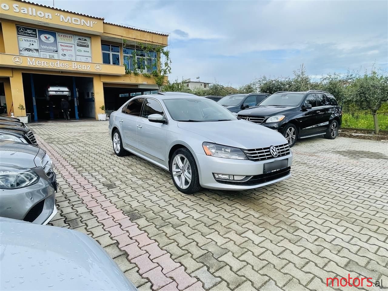 2014' Volkswagen Passat photo #2