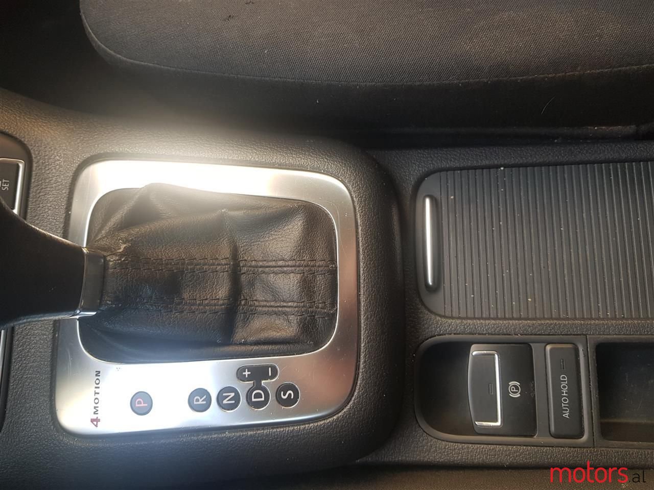 2008' Volkswagen Tiguan photo #6