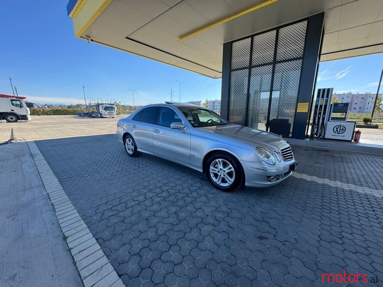 2008' Toyota Auris photo #5