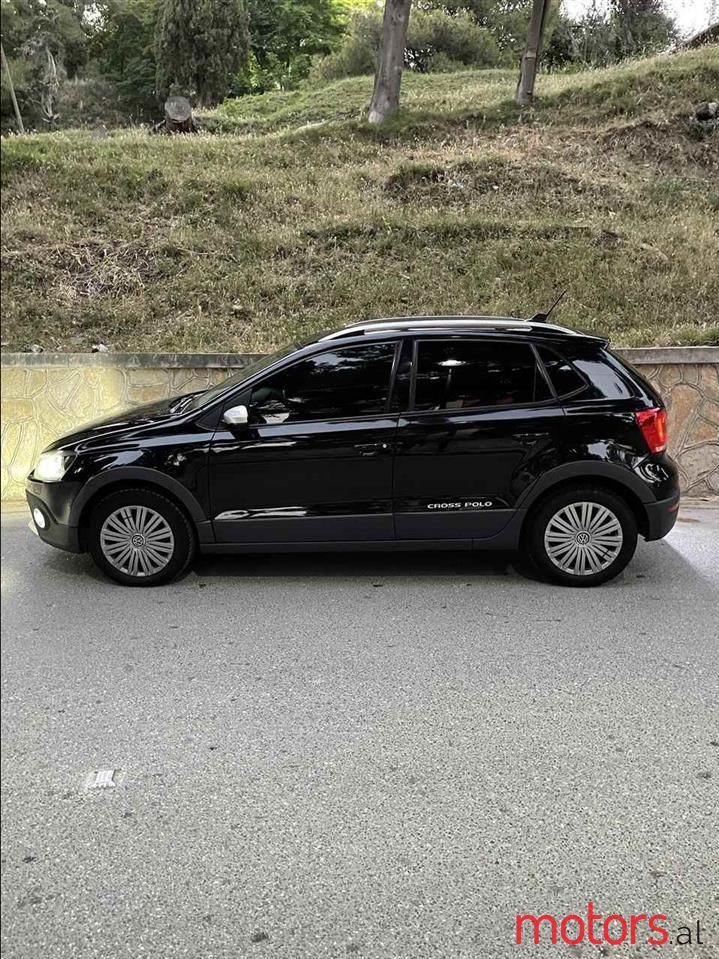 2012' Volkswagen Polo photo #2