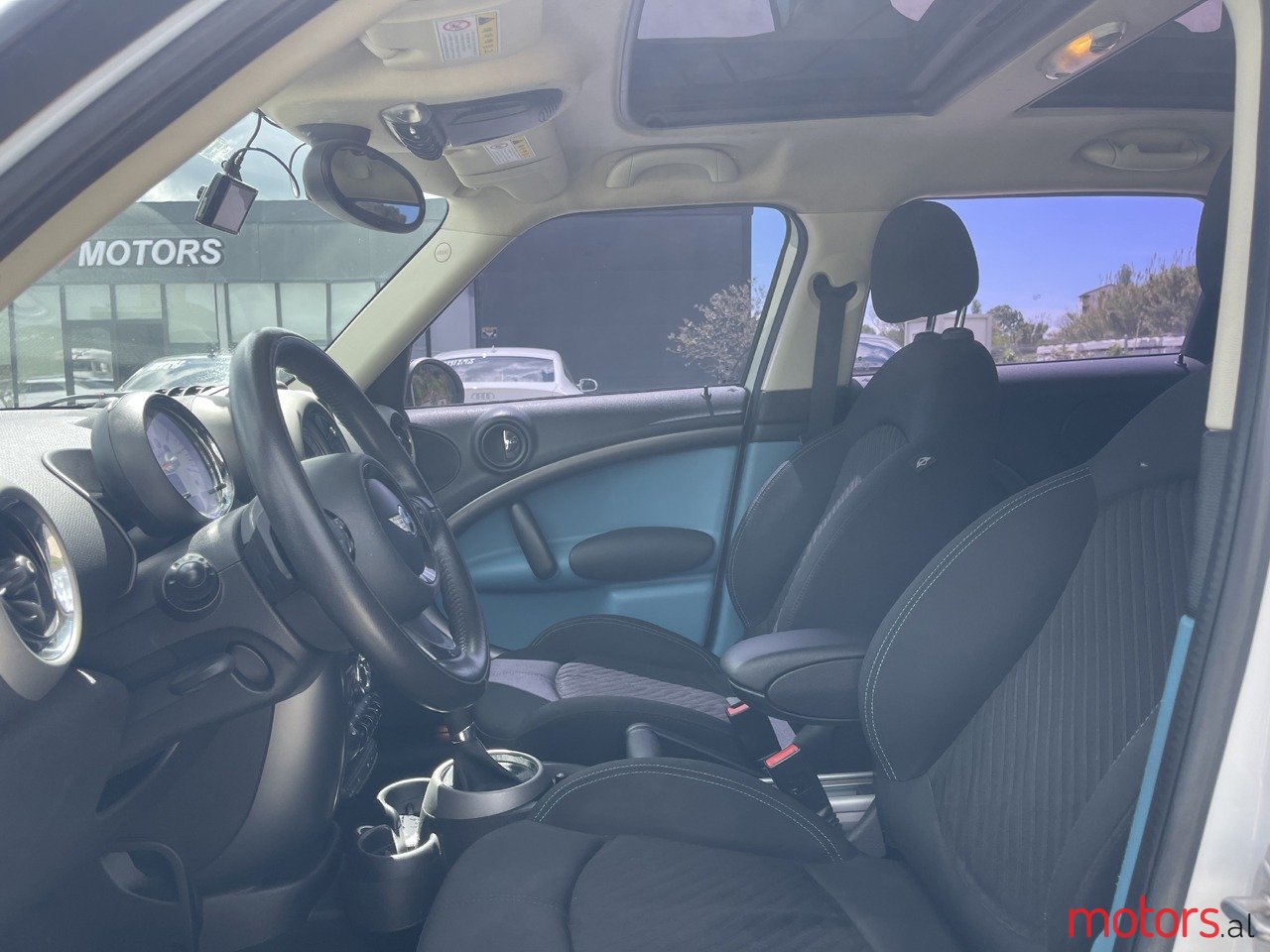 2012' MINI Cooper Countryman photo #4
