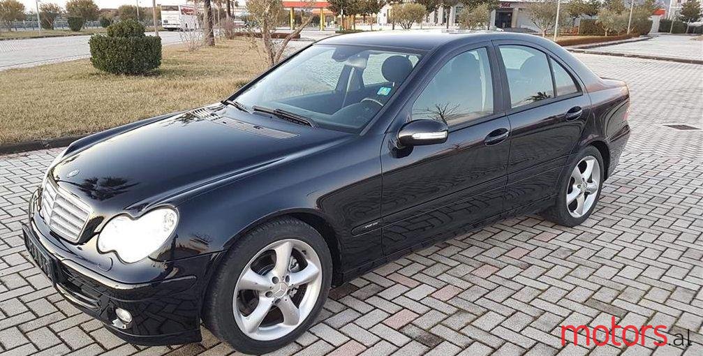 2006' Mercedes-Benz C 220 photo #1