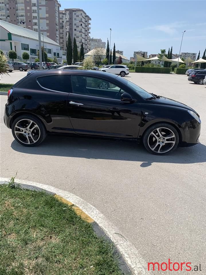 2008' Alfa Romeo MiTo photo #2