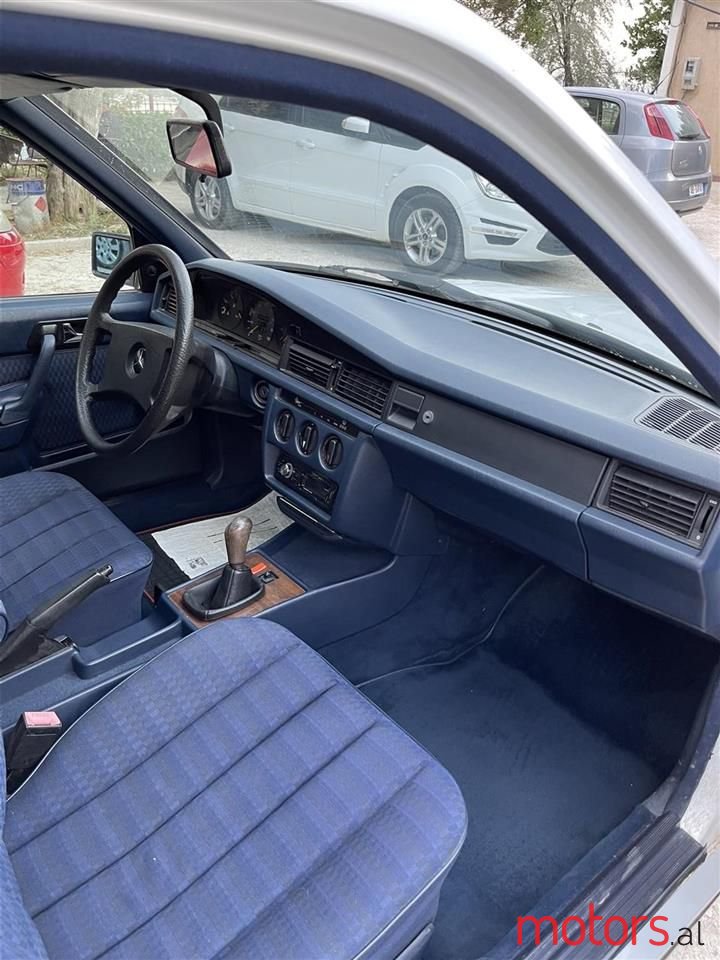 1987' Mercedes-Benz 190 photo #2
