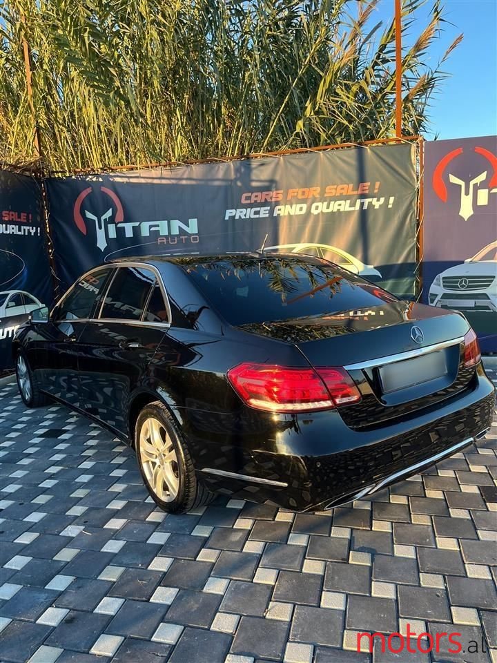 2014' Mercedes-Benz E 200 photo #2