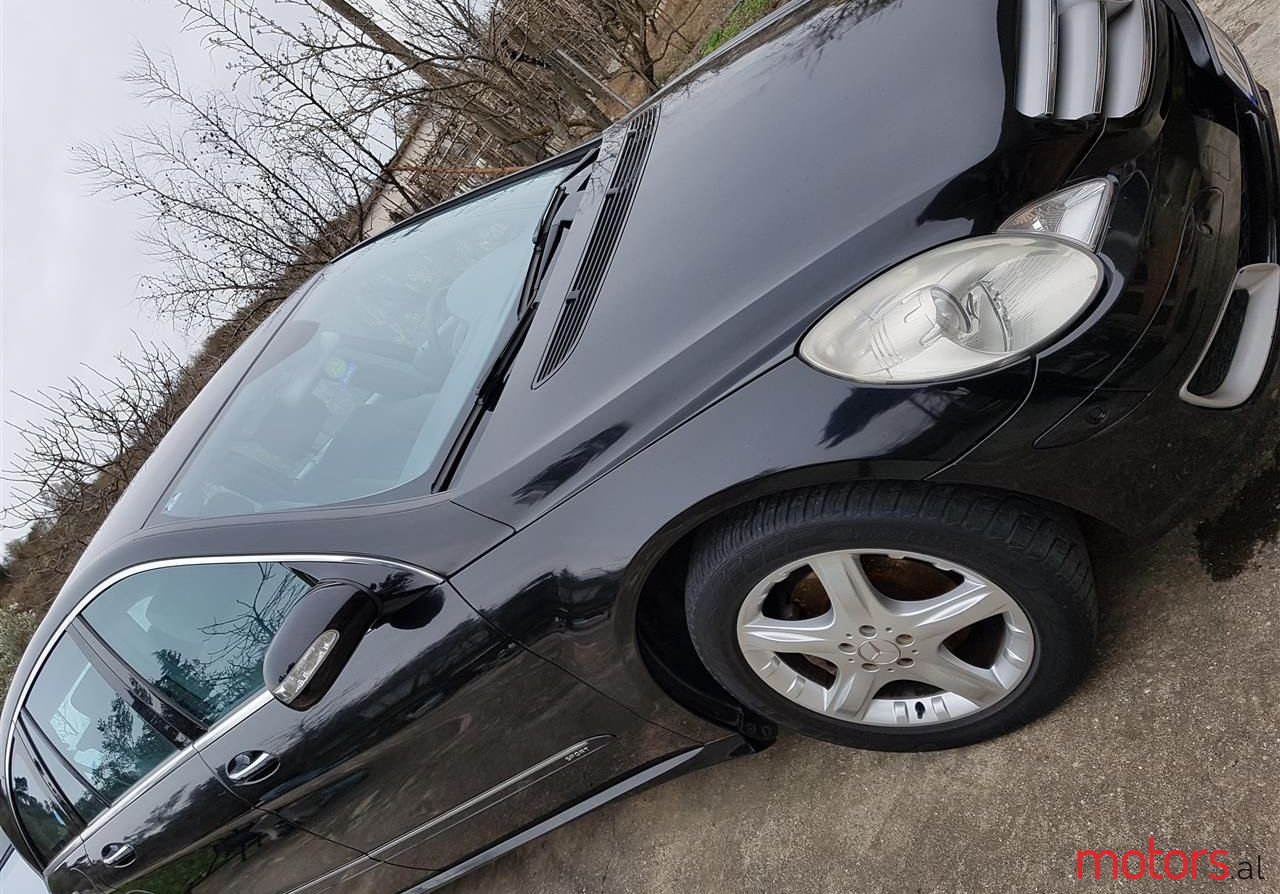 2008' Mercedes-Benz R 320 photo #1