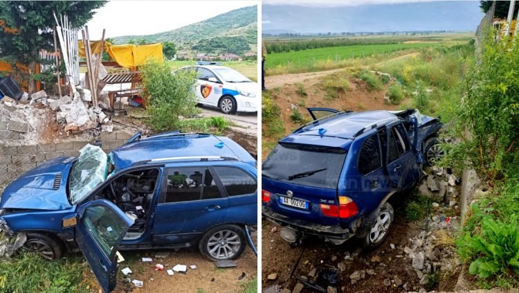 Aksident në Korçë/ Automjeti del nga rruga, plagoset rëndë një person