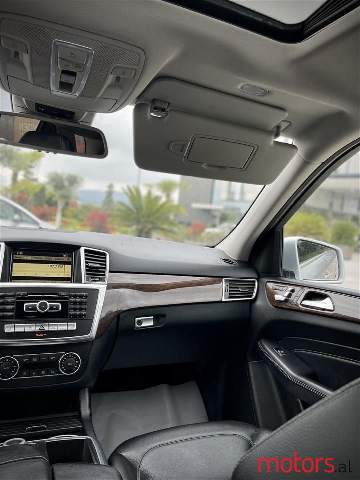 2012' Mercedes-Benz ML 350 photo #5