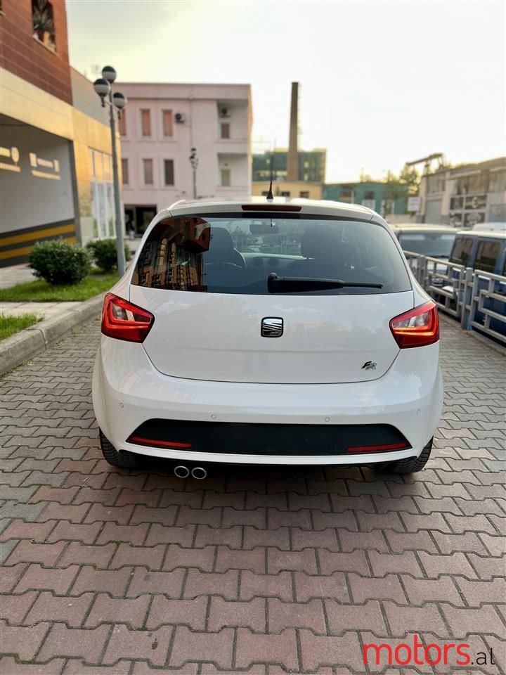 2012' SEAT Ibiza photo #4