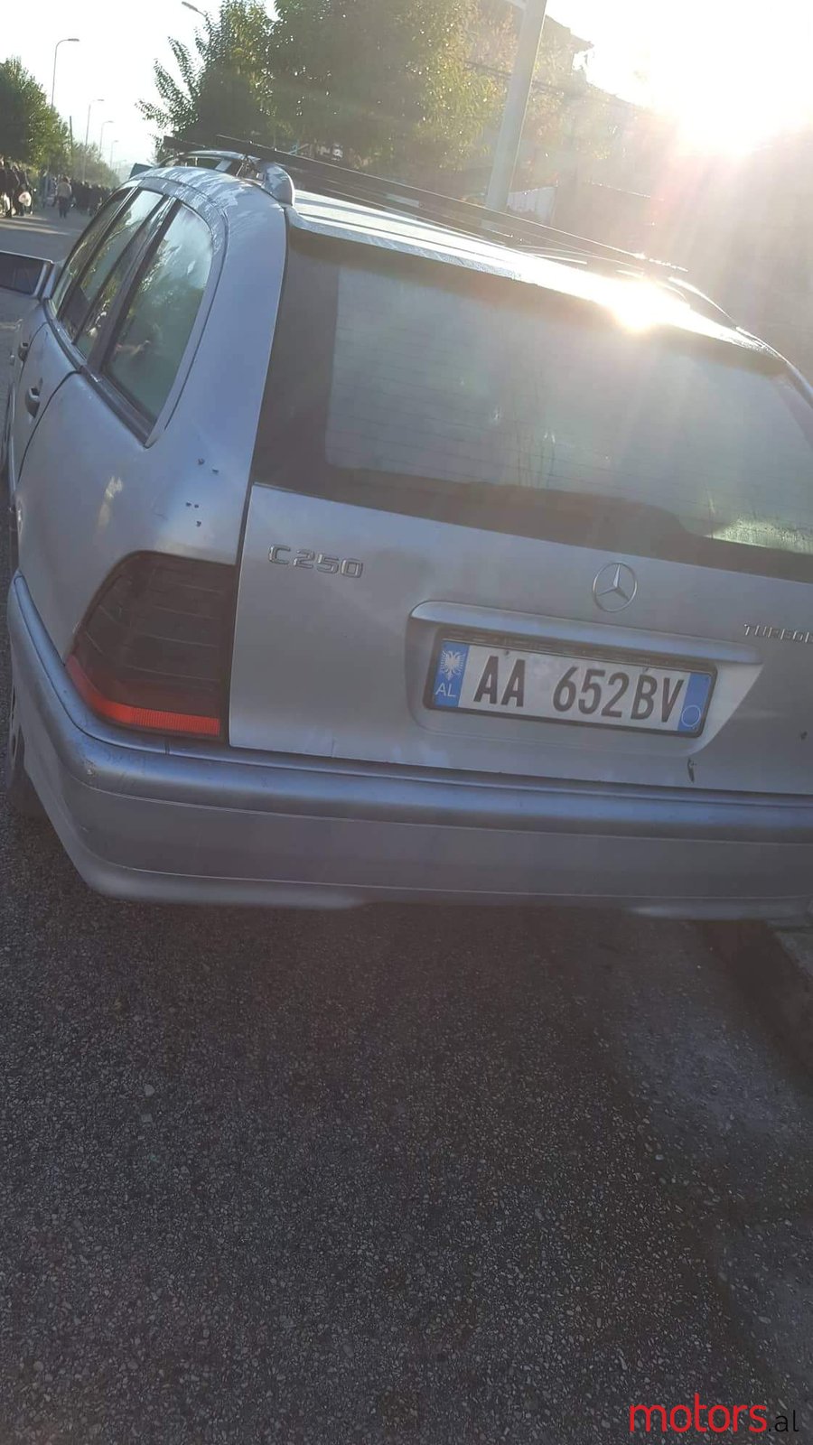 1998' Mercedes-Benz 220E Jo photo #3