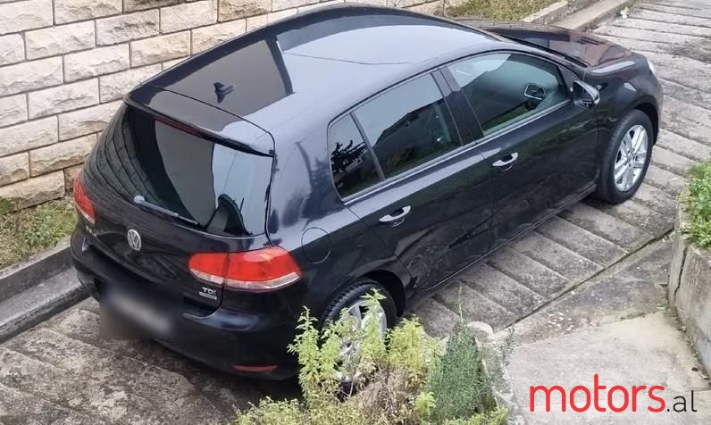 2012' Volkswagen Golf photo #1