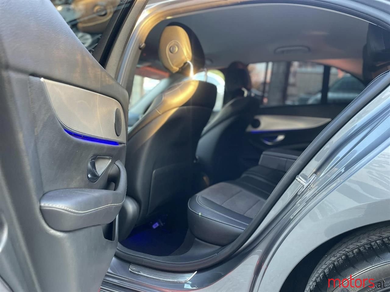 2017' Mercedes-Benz E 200 photo #6