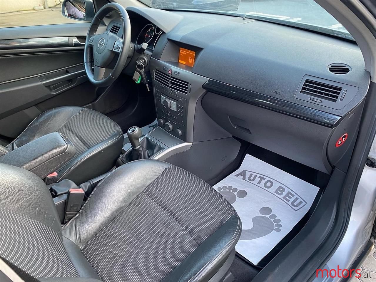 2006' Opel Astra photo #5