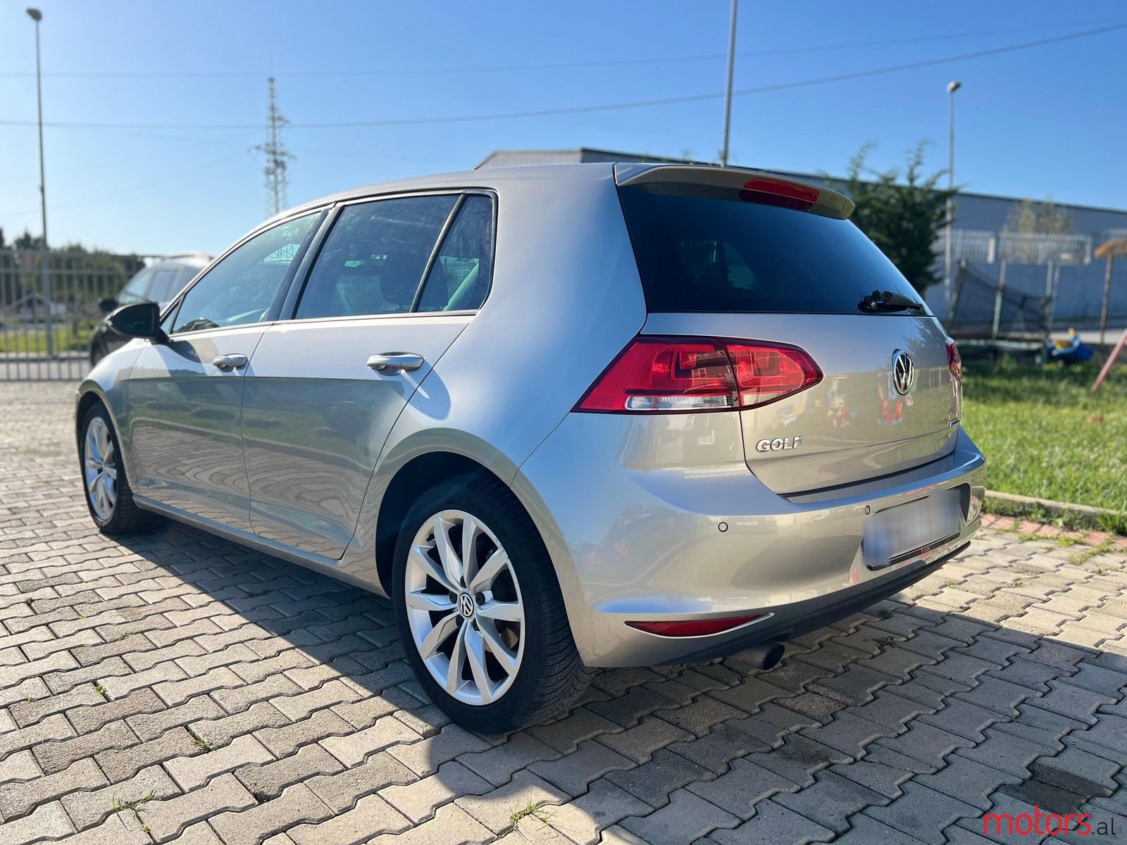 2013' Volkswagen Golf photo #6