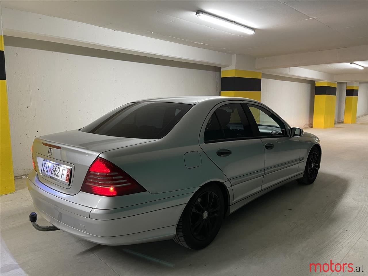 2005' Mercedes-Benz C 220 photo #5