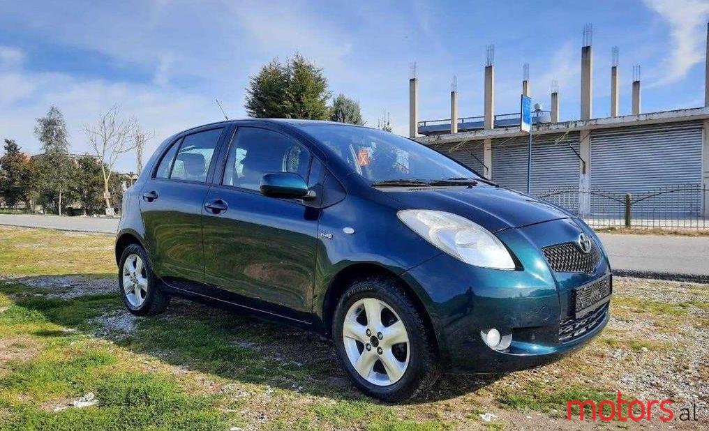 2006' Toyota Yaris photo #1