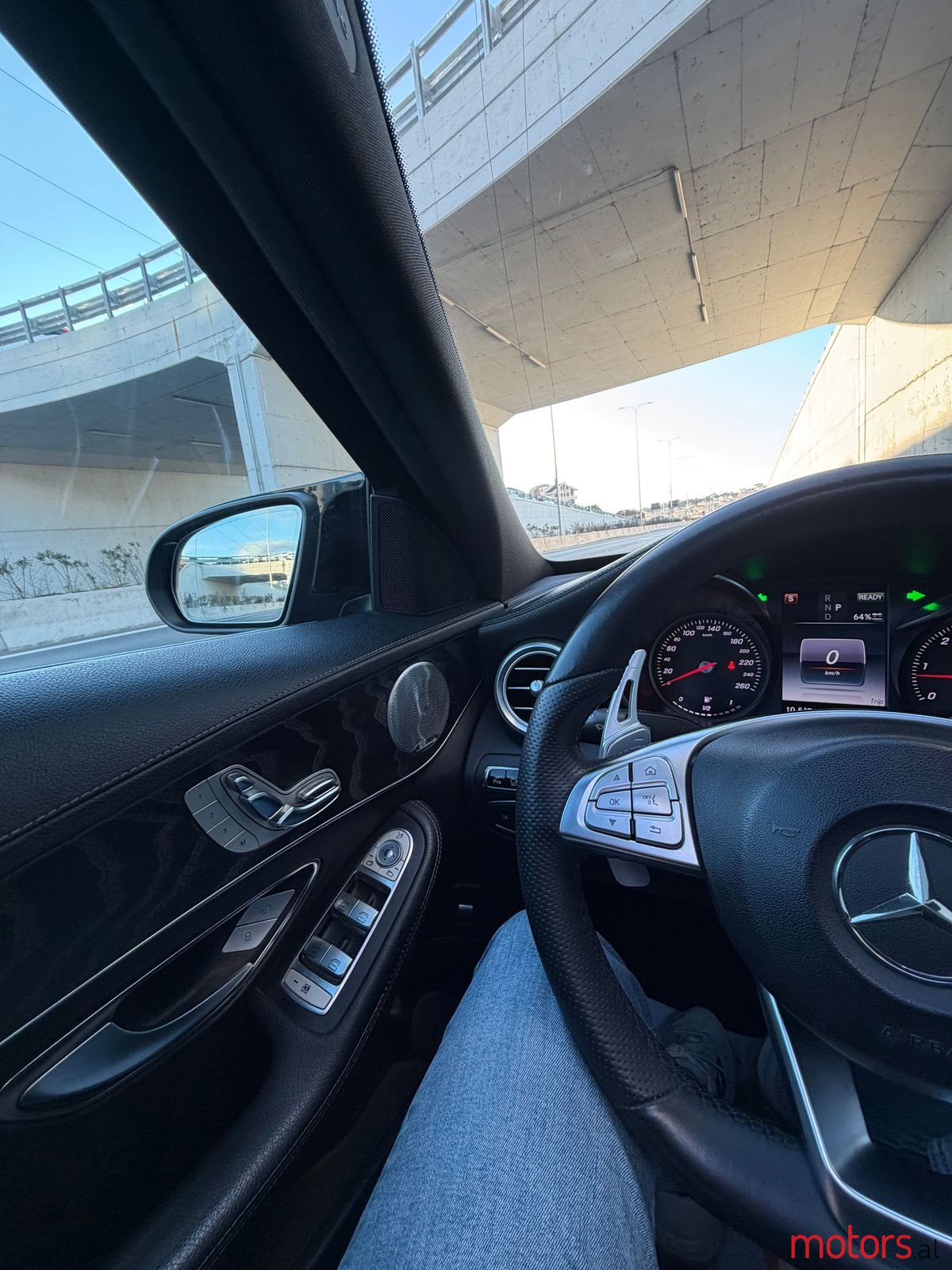 2016' Mercedes-Benz C 300 photo #2