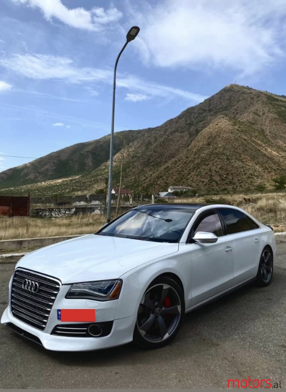 2012' Audi A8 photo #1